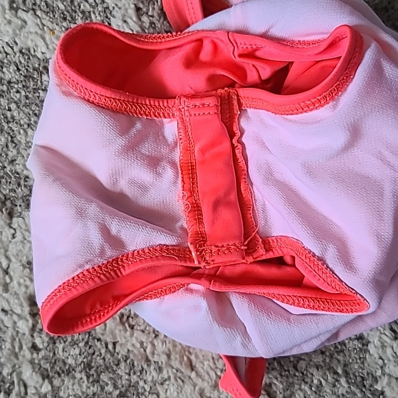10 for $25 - Cat & Jack Girls 2T Pink Bathing Suit - Picture 2 of 3